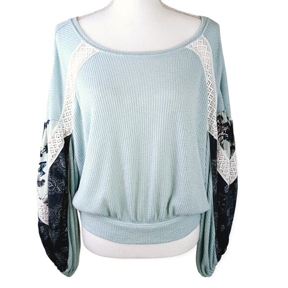 Free People SZ XS Casual Clash Top Mint Gray Balloon Sleeve Thermal BOHO $88 - Picture 2 of 7